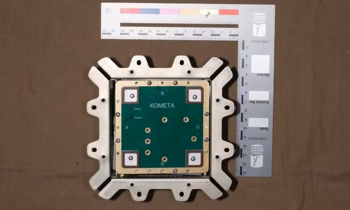 Theo nhóm chuyên gia của CAR đánh giá, tổ hợp điều khiển bay B-101 của UAV tự sát Geran-2 đã kết hợp cụm định vị quán tính với máy tính dẫn đường, đảm nhận những nhiệm vụ đòi hỏi nhiều bộ phận độc lập trên UAV Shahed-136 và có khả năng chống tác chiến điện tử của đối phương cao hơn.