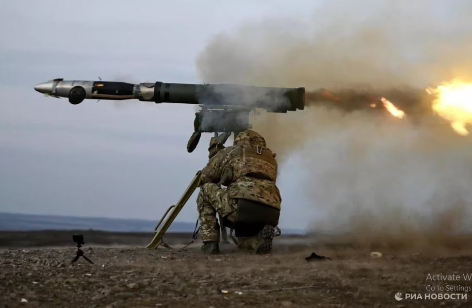 Theo thông tin của hãng tin Pháp AFP, vào ngày 27/6, khi Quân đội Nga tăng cường không kích ở khu vực Toretsk, tình hình của Quân đội Ukraine tại đây trở nên vô cùng khó khăn. Vì Toretsk chỉ cách thành phố Donetsk 40 km, nên một khi Quân đội Nga nhổ được pháo đài này của Ukraine, nó sẽ giảm bớt mối đe dọa lớn cho thành phố Donetsk.