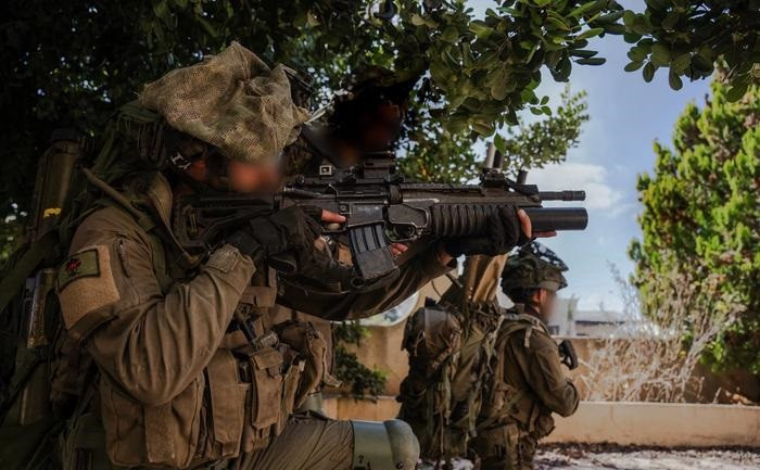 Trong khi cố tình che đậy tổn thất thực tế trong chiến đấu, Quân đội Israel đã ban hành lệnh cấm vào ngày 3/10 đó là, tất cả các đơn vị chiến đấu ở nam Lebanon phải cố gắng hết sức để tránh bị lực lượng vũ trang Hezbollah bắt làm tù binh, đồng thời không “nương tay” với đối thủ.