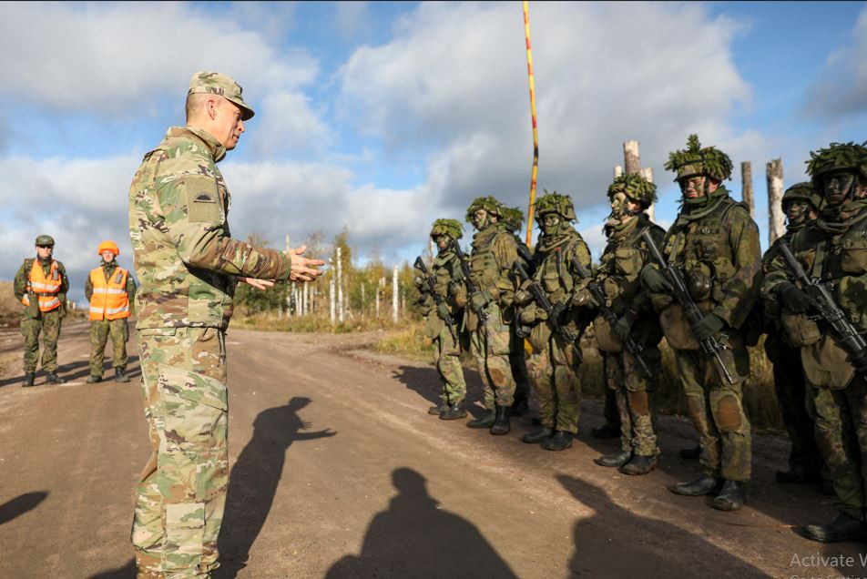 Tướng Sersky, lúc đó là Tư lệnh Lục quân, kiêm chỉ huy mặt trận phía đông Ukraine, đã ra lệnh triển khai Lữ đoàn 116 tới chiến trường Bakhmut. Kết quả là bị binh sĩ của Lữ đoàn chống lệnh công khai, gây ra một vụ bê bối lớn vào thời điểm đó.