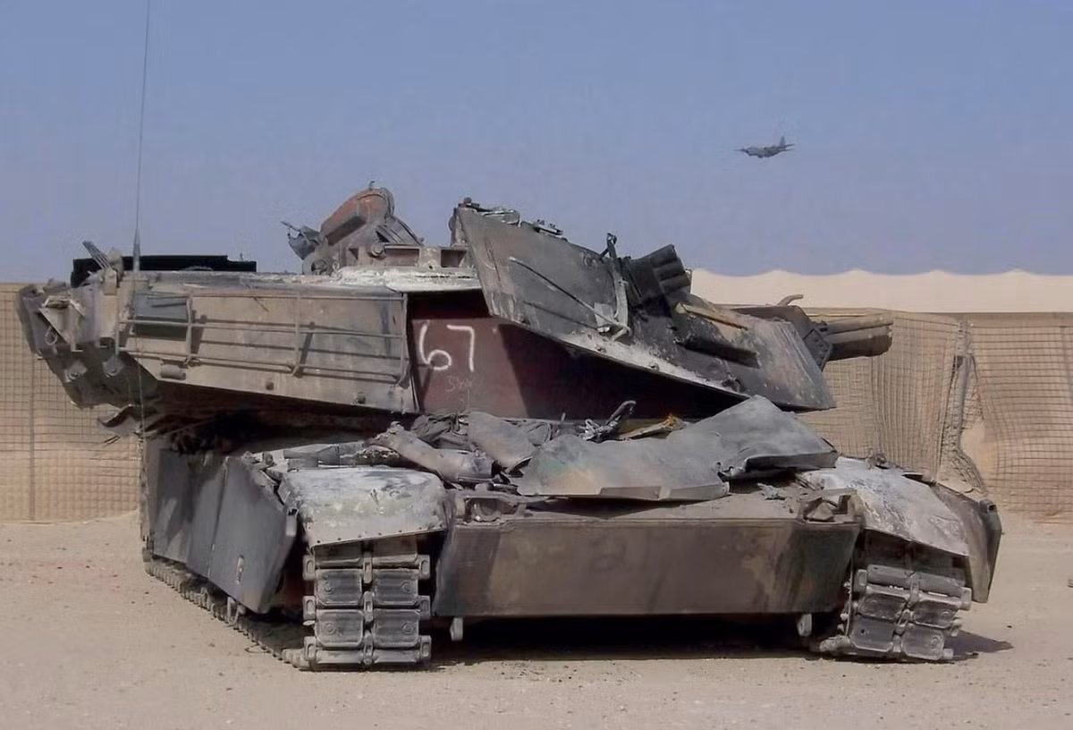 Thiết kế đầu đạn sử dụng đầu đạn lõm song song, có tác dụng cải thiện đáng kể khả xuyên phá của đầu đạn. Kích thước đặc biệt lớn của đầu đạn thứ hai, góp phần nâng cao khả năng xuyên phá của đầu đạn trước các biện pháp đối phó như giáp phản ứng nổ (ERA).