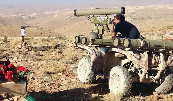 Mặc dù Kornet chỉ là tên lửa chống tăng thế hệ 2, chưa có khả năng “bắn và quên” như các loại tên lửa chống tăng Javelin của Mỹ, Spike của Israel hay Hồng Tiễn HJ-12 của Trung Quốc. Tuy nhiên với kíp trắc thủ được huấn luyện tốt, tên lửa Kornet có độ tin cậy trên chiến trường cao hơn các loại tên lửa chống tăng thế hệ 3 như Javelin của Mỹ. 