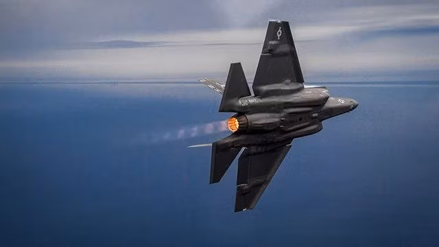 Khi máy bay chiến đấu tàng hình của Mỹ trong quá trình luân chuyển đến Trung Đông, khi tiếp cận Murted ở khoảng cách từ 170-200 km, radar trinh sát của hệ thống S-400 đã theo dõi sát các máy bay chiến đấu tàng hình của Mỹ.