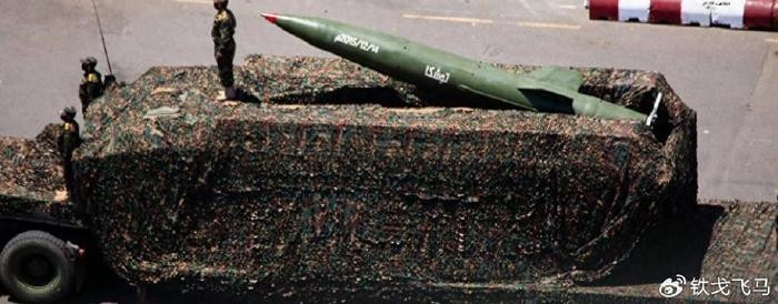 Quay lại cuộc duyệt binh vừa qua, Houthi đã trưng bày tên lửa đạn đạo tầm trung Tempest, được cho là bản sao tên lửa Force của Iran. Nếu Iran cung cấp loại "Force-F", thì đây sẽ là loại tên lửa có tầm bắn xa nhất trong kho tên lửa của Houthi.