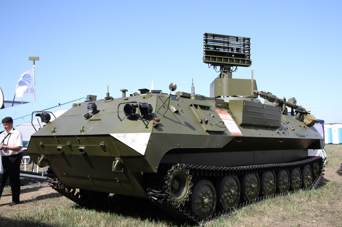 Tổng số chip được tìm thấy trong tên lửa hành trình Kh-101 được liệt kê là 35 và rõ ràng là chỉ trong 4 hệ thống vũ khí, người Nga đã sử dụng tới 70 vi mạch do Mỹ sản xuất; một số lượng linh kiện điện tử không hề nhỏ.