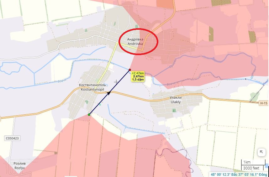 Hiện tại, RFAF vốn đang bao vây từ phía tây, đã chiếm được một nửa làng Andreevka và đang thắt chặt đội hình bao vây, hiện miệng vòng vậy chỉ còn khoảng 2,5 km. Các đơn vị AFU trong vòng vây, đã rơi vào tình thế “tiến thoái lưỡng nan”. 