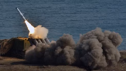 Chuyên gia Nga cho biết: “Những nỗ lực của Mỹ và các nước NATO nhằm thể hiện sự “răn đe” gây sức ép với Nga ở khu vực Biển Đen là hoàn toàn vô ích. Nếu cần thiết, Nga có thể không cho phép các tàu NATO đi vào khu vực lãnh hải của Nga và bất kỳ hành động gây hấn nào của NATO chắc chắn sẽ bị trừng phạt”.