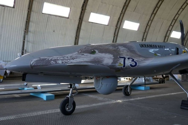 Trong khi đó, bất chấp sự phản đối của Nga, Thổ Nhĩ Kỳ vẫn tiếp tục đưa thêm một số máy bay không người lái tấn công Bayraktar TB2 tới Ukraine. 