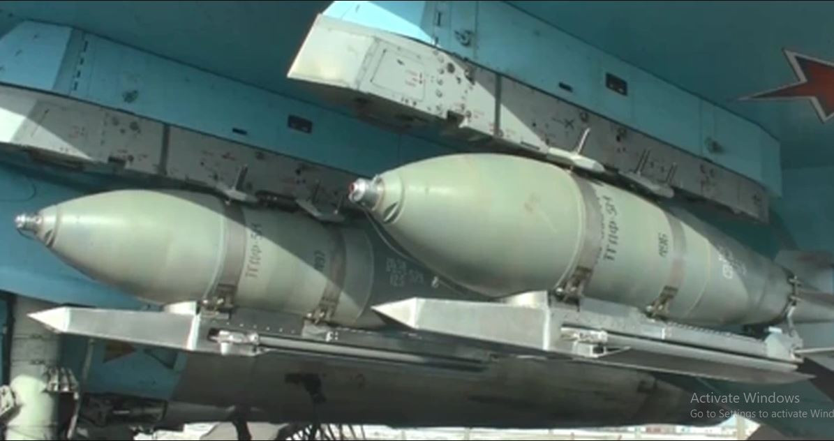 Xét theo số lượng bom mà Su-34 mang theo trong một lần xuất kích, thì chắc chắn còn thừa rất nhiều điểm lắp vũ khí; đồng thời kém xa khả năng mang tải chiến đấu của máy bay Su-34. Vậy đâu là nguyên nhân Su-34 mang ít bom chiến đấu như vậy?