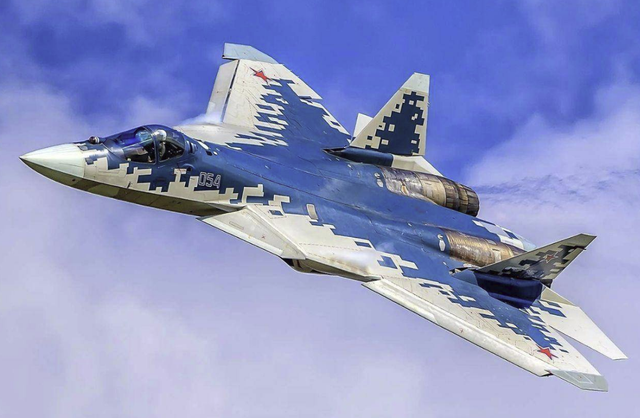 Phi công thử nghiệm số 1 Nga Sergei Bogdan cho biết, Su-57 đã sử dụng thành công vũ khí mới ở Syria. Tuy nhiên vào thời điểm đó, Su-57 chỉ được sử dụng cho các cuộc tấn công mặt đất và hoạt động đơn lẻ, trong môi trường bị đe dọa thấp và không có đối kháng điện tử.