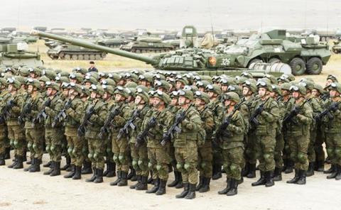 Kẻ thù số một của NATO là Nga. Sự bành trướng về phía đông như vậy không chỉ là mối đe dọa nghiêm trọng đối với an ninh quốc gia của Nga, mà còn là một sự uy hiếp lớn về mặt tinh thần đối với Moscow.