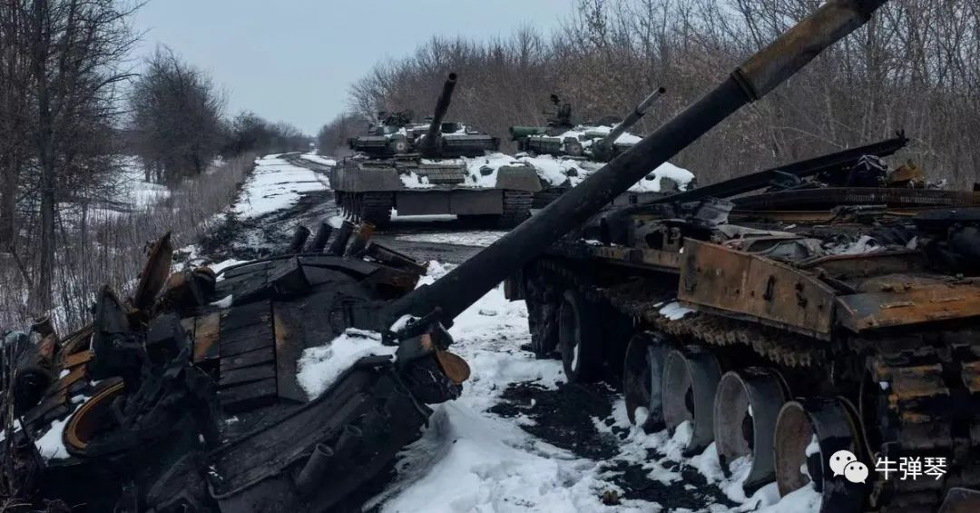 Vào ngày 2/3, bảy ngày sau khi cuộc chiến bùng nổ, Quân đội Nga đã tuyên bố lần một về thiệt hại của Quân đội Nga, khi có 498 binh sĩ thiệt mạng và 1.597 người bị thương. Về phía Ukraine, hơn 2.870 quân nhân thiệt mạng, gần 3.700 người bị thương và 572 người bị bắt. 