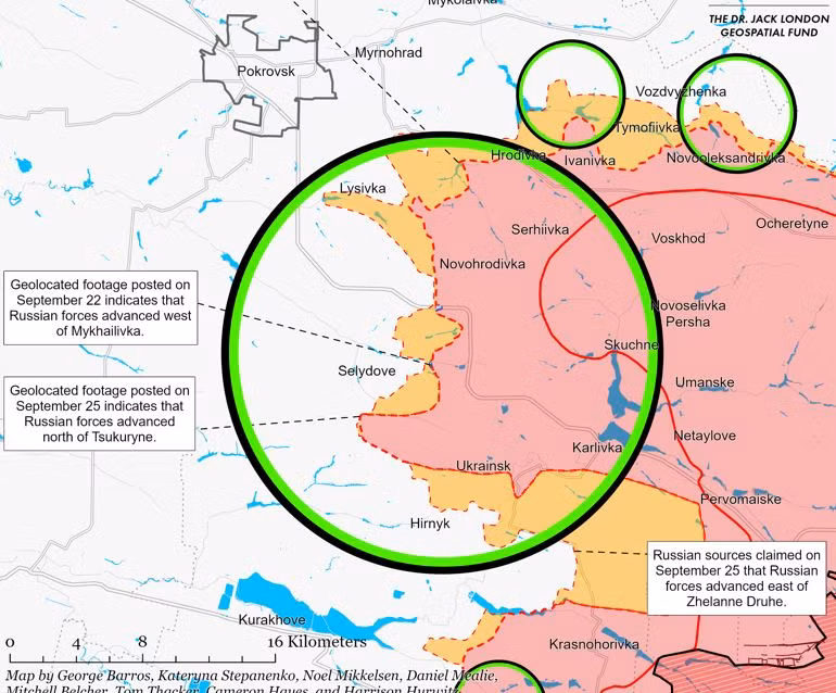 Trên hướng mặt trận trung tâm Donbass, Quân đội Nga đã áp dụng chiến lược bao vây phía thành phố chiến lược Pokrovsk, rút dần những “chiếc đinh” bảo vệ bên ngoài thành phố này; sau đó tạo thế bao vây vững chắc Pokrovsk. 