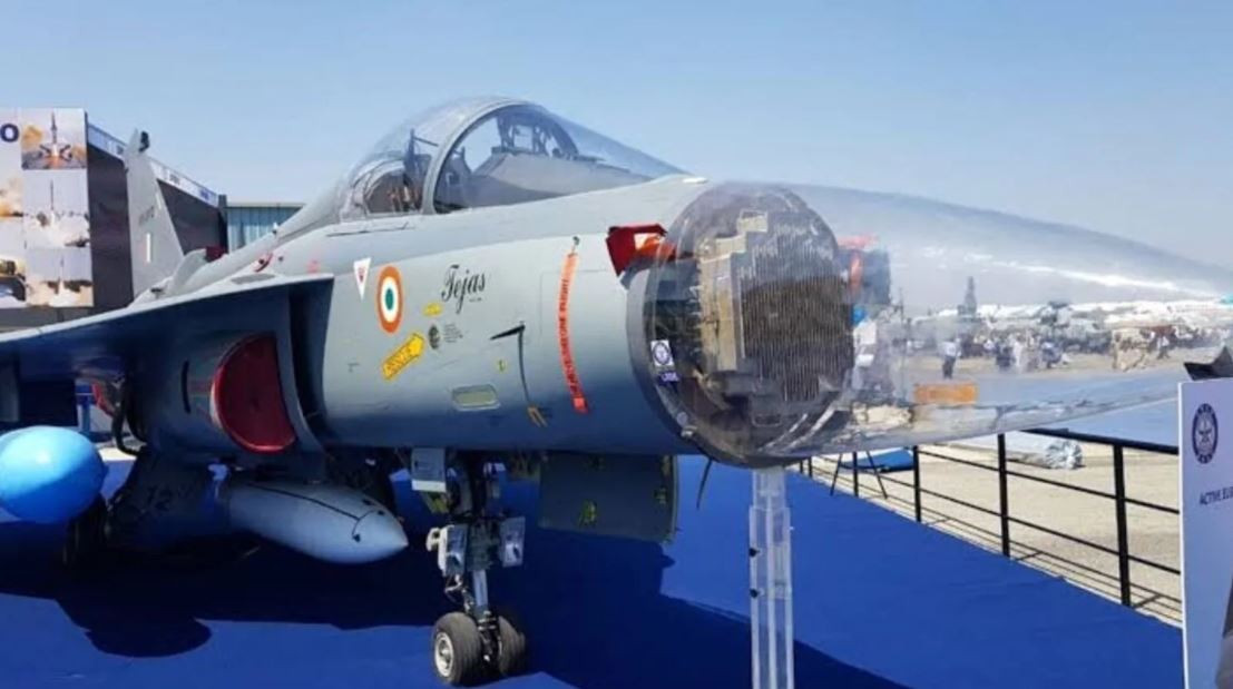 Để rút ngắn quá trình phát triển radar EASA cho Su-30MKI, DRDO sẽ nâng cấp radar EASA Uttam, đã được lắp đặt trên máy bay chiến đấu Tejas do Ấn Độ tự phát triển. Radar mới dự kiến bắt đầu thử nghiệm trên chiến đấu cơ Su-30MKI vào năm 2024 và sẵn sàng hoạt động vào năm 2026. 