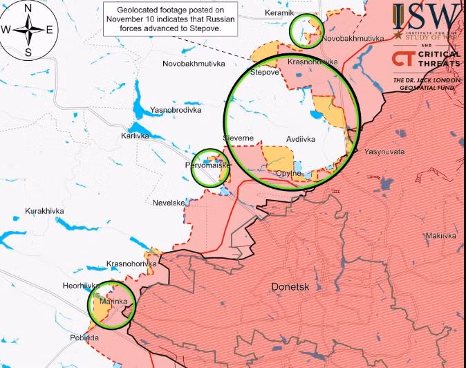 Điều đáng chú ý là Avdeevka chỉ nằm cách “thủ đô” Donetsk của nước cộng hòa tự xưng Donetsk (DPR) vài km, hoàn toàn nằm trong tầm bắn của pháo binh Ukraine từ Avdeevka. Ngay cả khi quân Nga tràn ngập khu vực giáp Avdiivka, Ukraine vẫn tiếp tục ngăn chặn Nga sử dụng các đường cao tốc và đường sắt chính dọc đường chiến tuyến. 