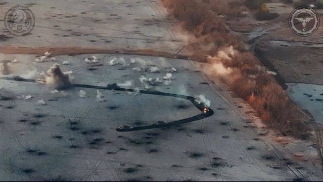 Các thông tin trên mạng Telegram đưa tin, các nhóm tấn công của Nga, dưới sự yểm trợ của xe tăng T-90M và T-72B3, đã đột phá khu vực làng Stepovoe ở khoảng cách lên tới một km. Các vị trận địa phòng ngự của quân Ukraine trước đó đã bị dập tắt bởi hỏa lực súng cối và pháo phản lực phóng loạt.