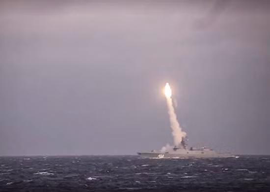 Hiện hệ thống nhắm mục tiêu của Zircon chưa rõ, nhưng có suy đoán rằng, tên lửa Zircon sử dụng kết hợp các hệ thống dẫn đường quán tính tiên tiến (INS), dẫn đường vệ tinh và có khả năng là một đầu dò radar chủ động, để nhắm mục tiêu ở giai đoạn cuối. 