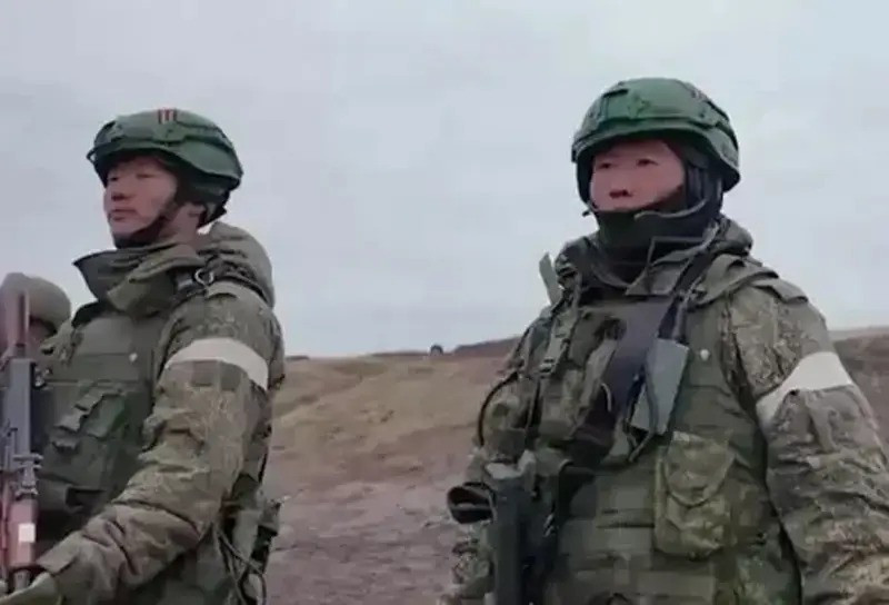 Bản tóm tắt thành tích chiến đấu của Lữ đoàn đặc nhiệm số 94 thuộc quân đội Triều Tiên nêu rõ, để giành chiến thắng trong chiến đấu ở Kursk, những binh sĩ Triều Tiên phải có tinh thần chiến đấu cao, ngay cả khi chiến đấu với đối phương có vũ khí hiện đại. Công tác chính trị tư tưởng luôn được đặt lên hàng đầu.