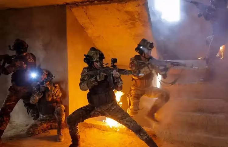 Quân đội Triều Tiên đã chiến đấu 6 tháng trên chiến trường Kursk. Trong các trận chiến với quân đội Ukraine và lính đánh thuê từ Mỹ, Colombia, Ba Lan, Đức, Anh và Pháp, quân đội Triều Tiên cũng đã phải trả giá rất đắt. Đổi lại, họ cũng đạt được những chiến thắng to lớn, có được nhiều kinh nghiệm về chiến tranh hiện đại.