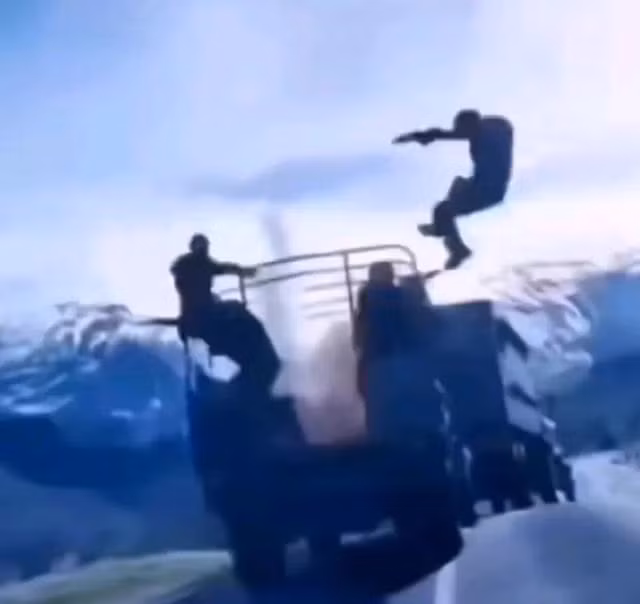 Nhìn chung, khi một trung tâm lính “tình nguyện” của NATO ở Ukraine bị tấn công, NATO hoặc Ukraine sẽ sử dụng trực thăng để vận chuyển những người bị thương đến Ba Lan và Romania, sau đó chuyển họ đến các nước NATO khác.