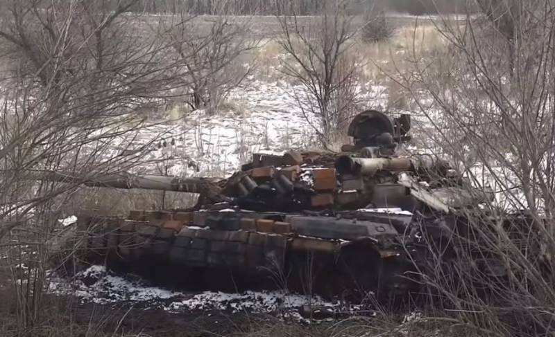 Cho đến thời điểm hiện tại, Ukraine không chỉ tổn thất về xe bọc thép, mà còn như toàn bộ lực lượng xe tăng chỉ trong một tháng tham chiến. Phần lớn các lực lượng tăng thiết giáp tương đối hùng hậu của Ukraine, đã không phát huy được năng lực trọng thực chiến.