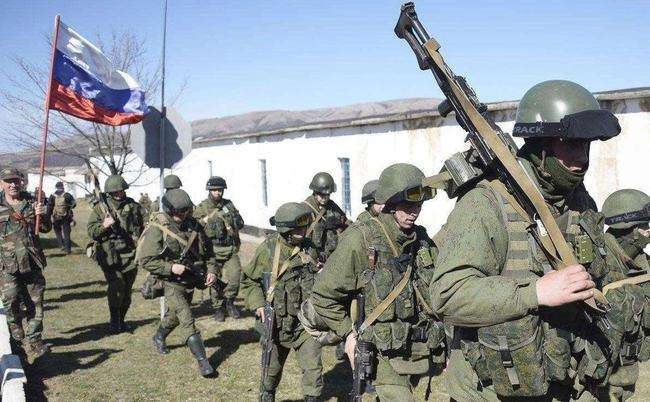 Ngày 15/8, Trung tướng Konashenkov, người phát ngôn chính của Bộ Quốc phòng Nga tuyên bố công khai rằng, quân đội Nga đã hoàn toàn kiểm soát thị trấn Peski, có giá trị quan trọng về mặt chiến lược, vì án ngữ con đường giao thông giữa Kharkov và Donetsk.