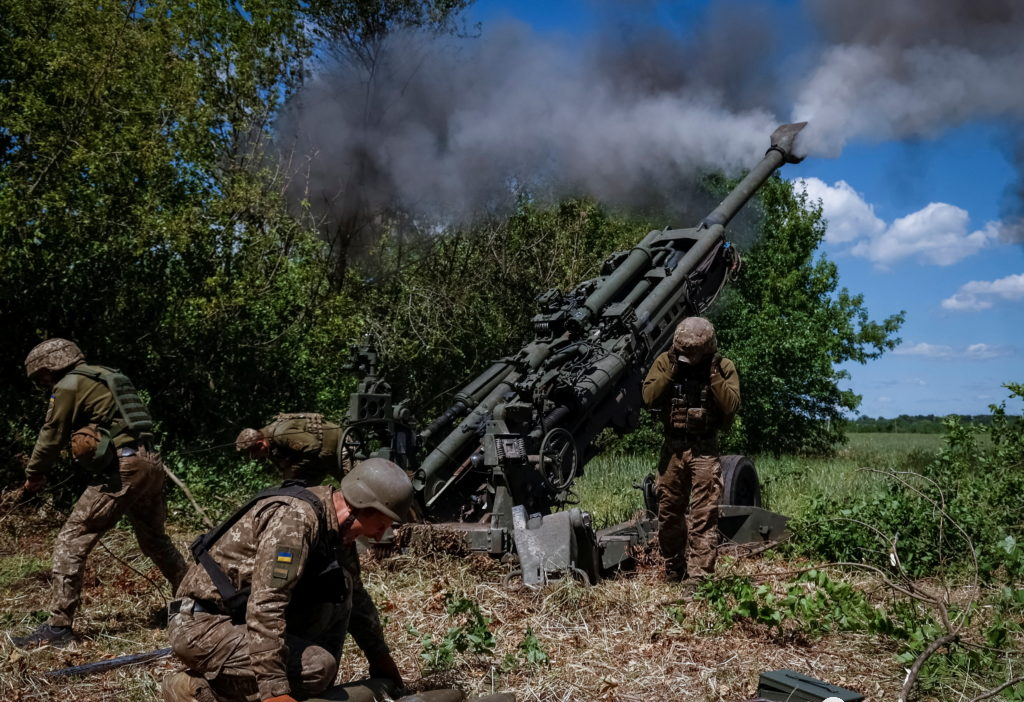 Nhiều tình nguyện viên nước ngoài đến từ các nước phương Tây (người Nga gọi họ là lính đánh thuê) đã nhấn mạnh rằng, cuộc chiến ở Ukraine hoàn toàn khác với các trận chiến mà họ tham gia ở Iraq và Afghanistan. 