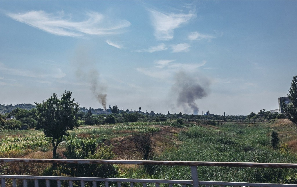 Kể từ khi Bộ Quốc phòng Ukraine áp đặt kiểm soát thông tin nghiêm ngặt về tình hình giao tranh ở khu vực Kherson và yêu cầu người dân địa phương không tiết lộ những chiến tích, mà Quân đội Ukraine đã đạt được ở đó; Bộ Quốc phòng Nga đã không đề cập đến điều này trong bản tin hàng ngày của mình.