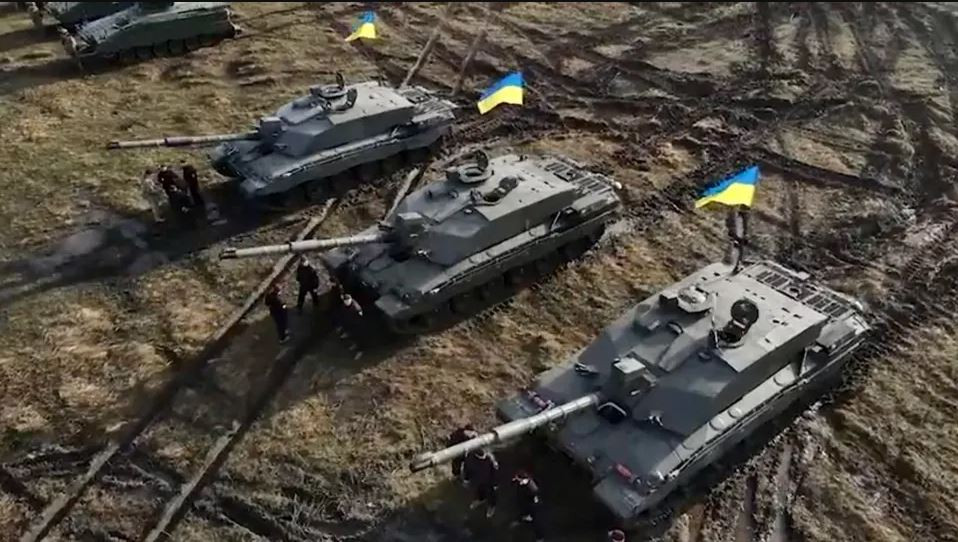 Trước đó, Anh cũng thông báo đã cung cấp cho Ukraine lô xe tăng Challenger 2 và đã đến chiến trường. Nhưng cho đến nay, cả Nga, Ukraine và truyền thông phương Tây, đều chưa công bố bất kỳ video hay bức ảnh nào về việc Challenger 2 tham gia chiến đấu. Vậy câu hỏi đặt ra, hiện Challenger 2 của Anh đang ở đâu, khi Quân đội Ukraine cần những vũ khí đột kích mạnh?