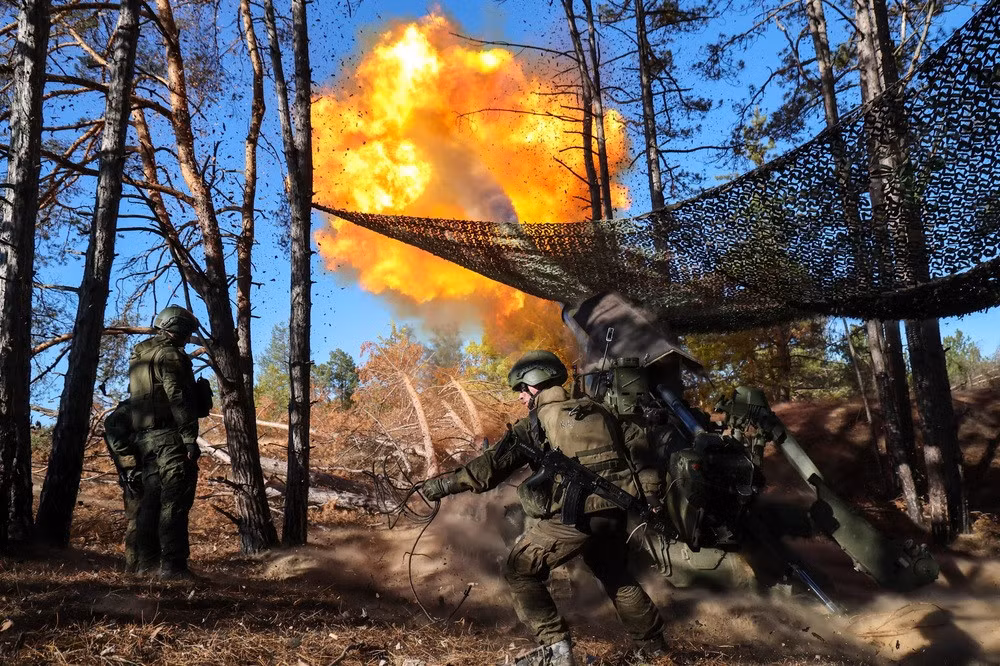Đòn tấn công từ sườn bắc của Cụm quân Trung tâm trong các khu vực này của mặt trận, sẽ đồng nghĩa với việc bao vây và tiêu diệt nhóm quân Ukraine ở khu vực Kurakhove và các khu định cư lân cận.