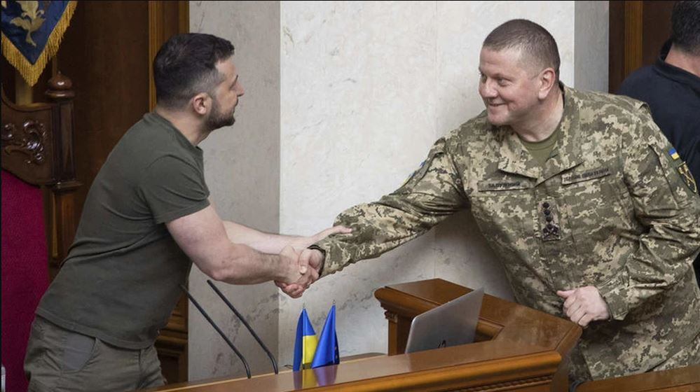 Quân đội Ukraine tự mình cho nổ tung kênh sơ tán phía sau, cho thấy họ không có ý chí sơ tán, mà quyết tâm giữ Bakhmut đến cuối cùng. Điều này sẽ buộc liên quân Nga phải đầu tư lực lượng cơ động tinh nhuệ và một số lượng lớn đơn vị sẽ bị cầm chân tại Bakhmut. 