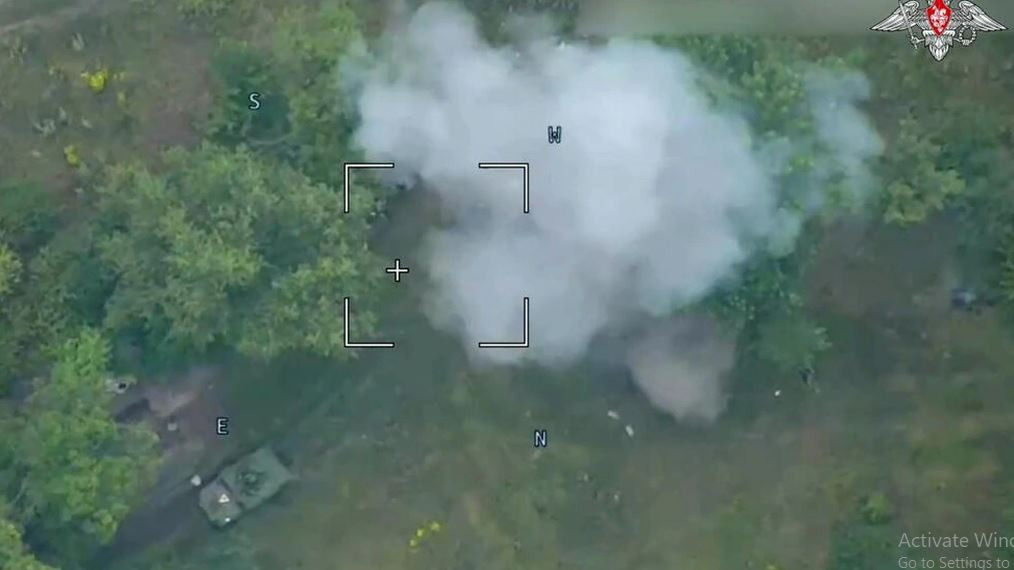 Trước nguy cơ quân Nga sẽ tràn sang tỉnh biên giới Sumy, Quân đội Ukraine đã sơ tán hơn 20 ngôi làng và hơn 6.000 người ở biên giới; hiện một tuyến phòng thủ đang được xây dựng trong khu vực.