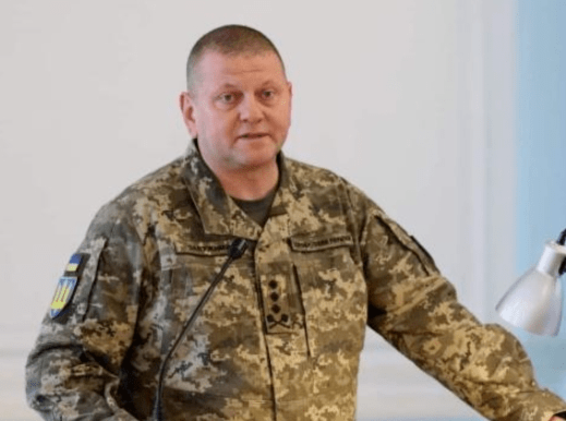 Tổng tư lệnh Lực lượng vũ trang Ukraine Valery Zaluzhny đã bày tỏ quan điểm bi quan trong một cuộc phỏng vấn gần đây với giới truyền thông. Ông chỉ ra một thực tế không thể bỏ qua, đó là công nghệ mới có thể mang lại lợi thế quyết định cho quân đội Ukraine; nếu không Ukraine sẽ không tạo được đột phá mới trong cuộc chiến với Nga.