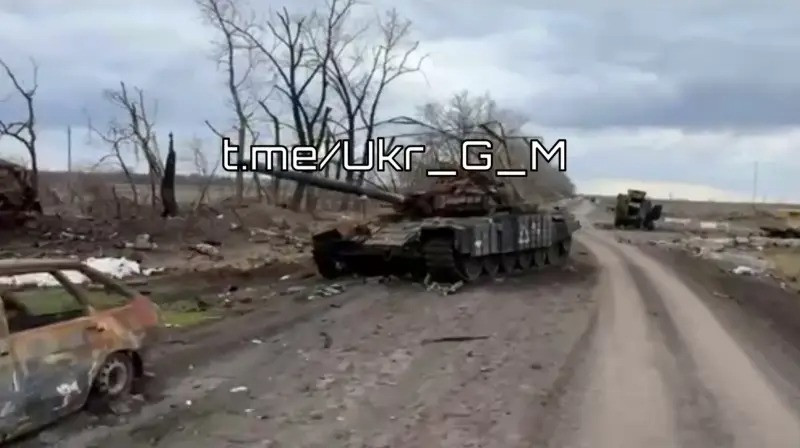 Theo giới quan sát, Ukraine đang nỗ lực giữ lại lãnh thổ Nga bằng mọi giá để không bị mất vị thế trên bàn đàm phán tương lai, khi Moscow tiếp tục giành được lợi thế trên chiến trường. Nga nói rằng, những nỗ lực bám trụ của Ukraine đã khiến Kiev thiệt hại ngày càng lớn về cả quân số và vũ khí.