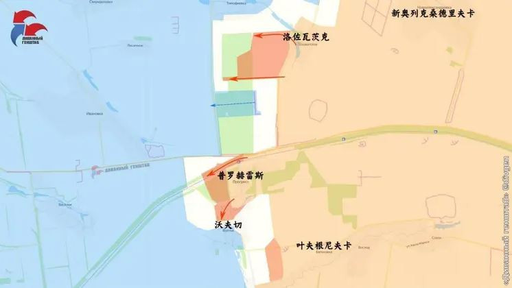 Nhóm xung kích thứ hai là nhóm trung tâm, do các đơn vị cơ động tinh nhuệ, gồm Lữ đoàn bộ binh cơ giới số 25, 15 và Lữ đoàn sơn cước số 55 đảm nhiệm, đây là hướng tấn công chủ yếu của Quân đội Nga, có nhiệm vụ bám theo tuyến đường sắt dẫn đến thành phố Pokrovsk. 