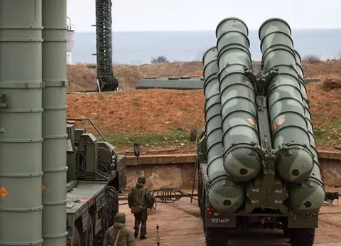 Năm 2018, Bộ Quốc phòng Nga đưa tin hệ thống phòng không của họ đã đánh chặn và phá hủy một số tên lửa trên bầu trời Syria. Mặc dù loại chính xác của những tên lửa này không được nêu rõ ràng, nhưng có ý kiến cho rằng, chúng có thể là tên lửa Storm Shadow (khi đó do Pháp và Anh sử dụng). Ảnh: TASS.