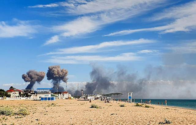 Vụ nổ trên đảo Crimea: Có khả năng do gián điệp phá hoại? Vu no tren dao Crimea: Co kha nang do gian diep pha hoai?