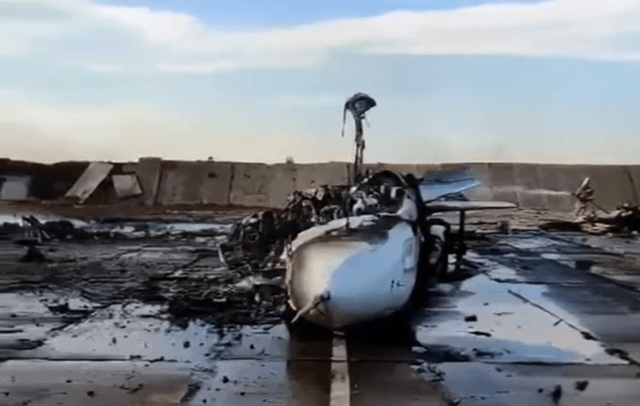 Vụ nổ trên đảo Crimea: Có khả năng do gián điệp phá hoại? - Hình 3 Vu no tren dao Crimea: Co kha nang do gian diep pha hoai?-Hinh-3