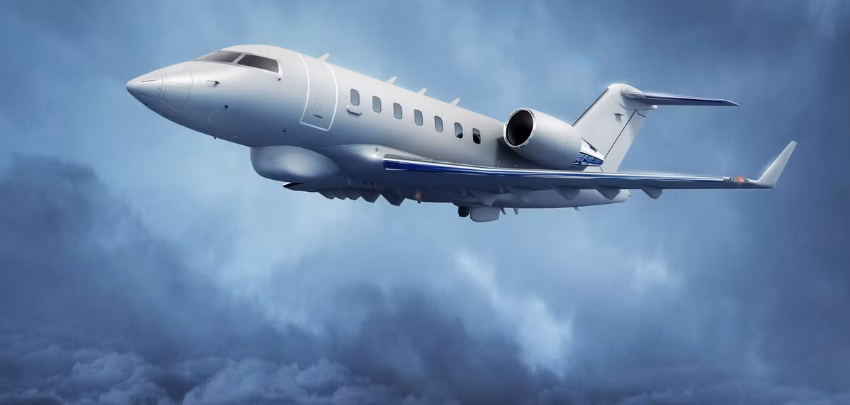 Một máy bay trinh sát điện tử thử nghiệm Bombardier Challenger 650 ARTEMIS, theo nhiều nguồn tin khác nhau, không chỉ có thể thu thập thông tin về hoạt động của các hệ thống phòng không mà còn chế áp những hệ thống này, đã được nhìn thấy cách biên giới không phận Nga chưa đầy 60 km.