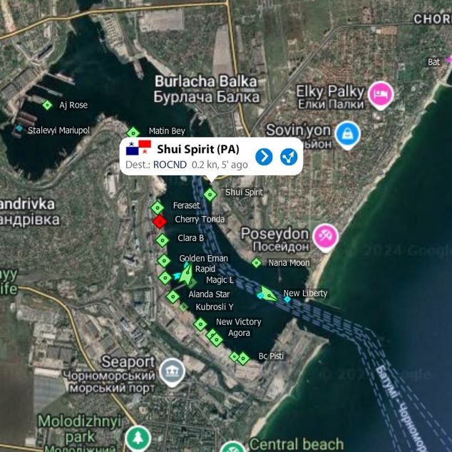 Con tàu khổng lồ chở đầy vũ khí, đạn dược của Mỹ lần đầu tiên vào cảng Odessa, nhưng chỉ là hành động “nghi binh”. Sau khi giả vờ cập bến, tàu vận chuyển vũ khí lập tức khởi hành và nhanh chóng di chuyển đến cảng Yuzhny, một cảng nhỏ ở bang Odessa.