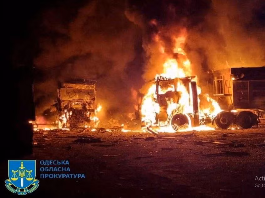 Cảnh quay bằng UAV trinh sát của Bộ Quốc phòng Nga đã ghi lại khoảnh khắc tên lửa Nga tấn công tàu Shui Spirit, gây ra một vụ nổ lớn nhấn chìm con tàu trong biển lửa. Tuy nhiên, Ukraine phản đối đó là tàu vận tải vũ khí, mà cho đó là tàu vận tải dân sự và không có người nào thiệt mạng. 