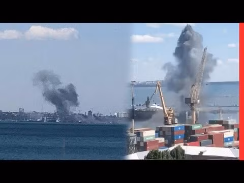 Sau khi trấn áp các hệ thống vận chuyển, lưu trữ và bảo trì vũ khí của Ukraine. Trọng tâm gần đây của lực lượng tên lửa Nga là làm tê liệt các tuyến vận tải. Từ các tuyến đường sắt, cảng biển cho đến những cây cầu quan trọng đều nằm trong phạm vi tấn công của tên lửa Nga. 