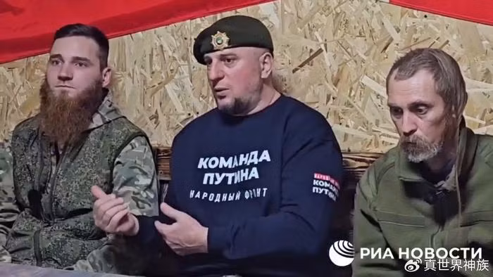 Ông Alaudinov, Phó Tư lệnh Tập đoàn quân số 2 của Quân đội Nga và chỉ huy lực lượng đặc nhiệm Akhmat của Chechnya, đã đích thân gặp gỡ hơn 170 cựu thành viên Wagner này.