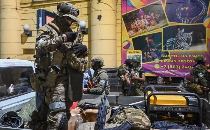 Đây cũng là lần đầu tiên sau 4 tháng, kể từ cuộc nổi loạn do cố thủ lĩnh Yevgeny Prigozhin phát động vào tháng 6/2023; lực lượng đánh thuê Wagner trở lại chiến đấu với quy mô lớn ở chiến trường Ukraine cùng với quân đội chính quy Nga.