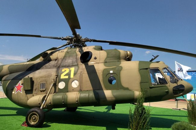 Những mẫu tín hiệu của radar mục tiêu, được hệ thống Rychag-AV thu nhận và điều chỉnh tín hiệu gây nhiễu, hoặc tạo mục tiêu giả đánh lừa, để tên lửa phòng không đối phương bay chệch mục tiêu thật hoặc tấn công mục tiêu giả. Do sự kết hợp chặt chẽ giữa tín hiệu gây nhiễu và tín hiệu radar ban đầu, nên rất khó bị radar đối phương xác định và triệt tiêu.