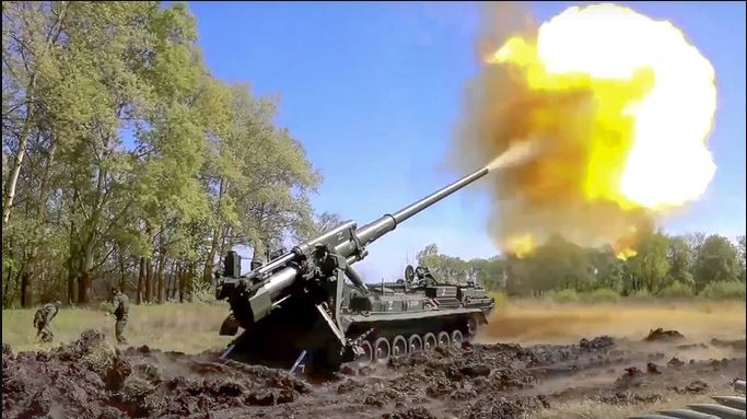 Theo các báo cáo chiến đấu và video chiến trường của quân đội Ukraine, họ có thể phá hủy hơn 100 bệ phóng pháo và tên lửa của Nga trong vòng một tháng. Các bệ phóng tên lửa và pháo hạng nặng này, được triển khai ở khoảng cách 10-20 km phía sau chiến tuyến. 