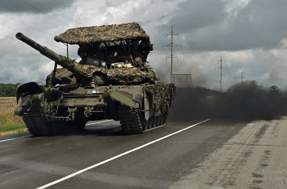 Các quan chức quân sự cấp cao của Ukraine hôm 23/11 tiết lộ rằng, Ukraine đã mất hơn 40% khu vực kiểm soát ở tỉnh Kursk. Theo Đài Truyền hình Trung ương Trung Quốc (CCTV News), dẫn thông tin từ Bộ Quốc phòng Nga, cho biết, Quân đội Nga đã đánh bại 5 nỗ lực phản công của Quân đội Ukraine trong ngày 24/11, đồng thời tiếp tục tấn công Quân đội Ukraine đang trú đóng tại tỉnh Kursk.