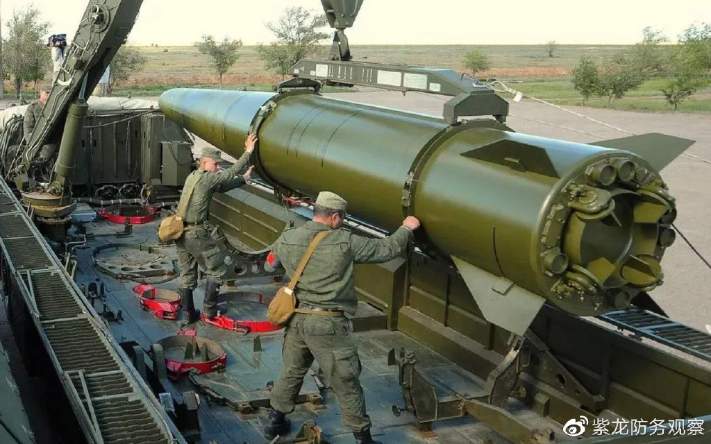 Việc Nga tuyên bố thay thế tên lửa đạn đạo chiến thuật bằng loạt Iskander-M, hé lộ 2 thông tin mấu chốt; thứ nhất, phương Tây cho rằng tên lửa Nga đã cạn kiệt từ vài tháng trước, đây rõ ràng đây là tin đồn thất thiệt.