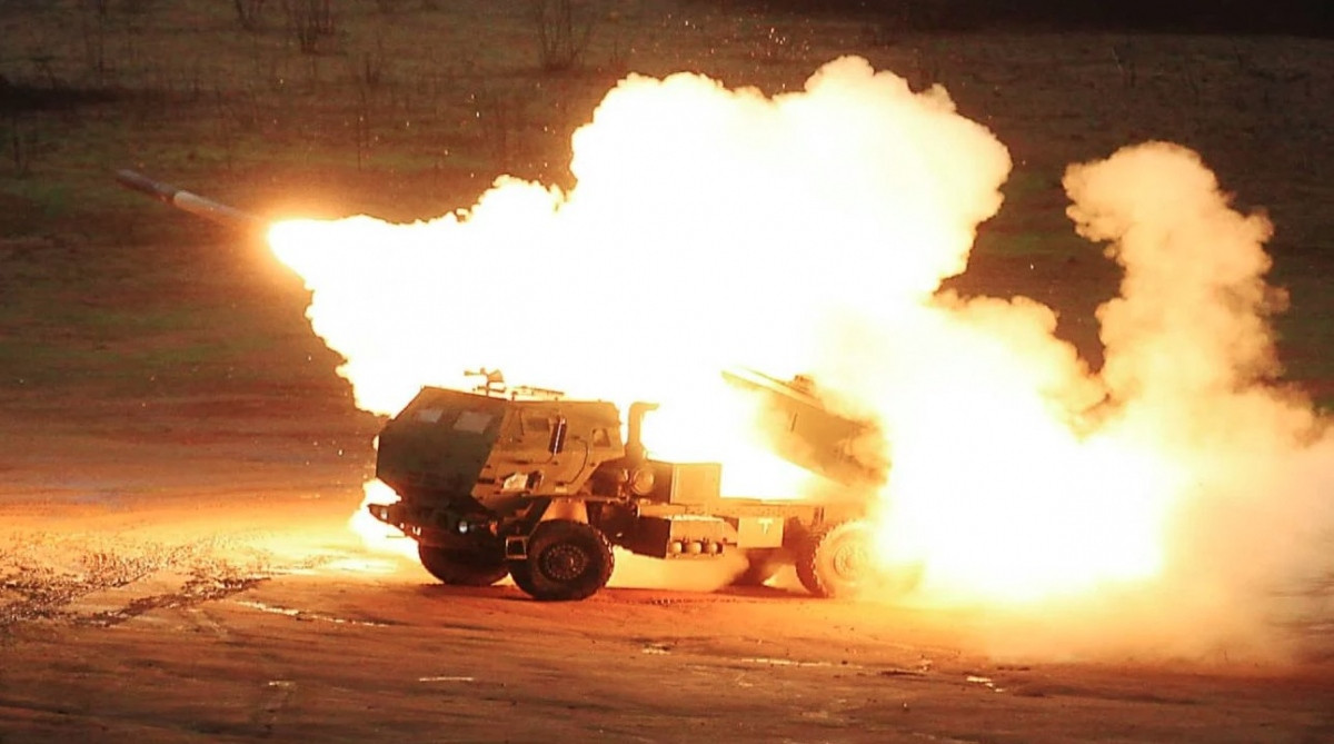 Tên lửa HIMARS đã “tự khẳng định mình” là một vũ khí quan trọng, giúp tăng khả năng của Ukraine trong việc tấn công các kho đạn, cầu và các mục tiêu quan trọng khác; làm suy yếu khả năng tiếp tế hậu cần của Quân đội Nga.