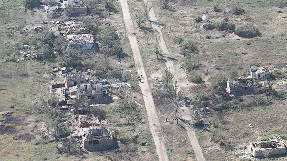 Tại các khu vực phía bắc Novo Andreevka thuộc vùng Zaporozhye, phía bắc Rabotino và phía tây bắc vùng Verbovoye, quân số, vũ khí và trang bị của quân đội Ukraine cũng hứng chịu những đòn tấn công tàn khốc từ quân đội Nga.